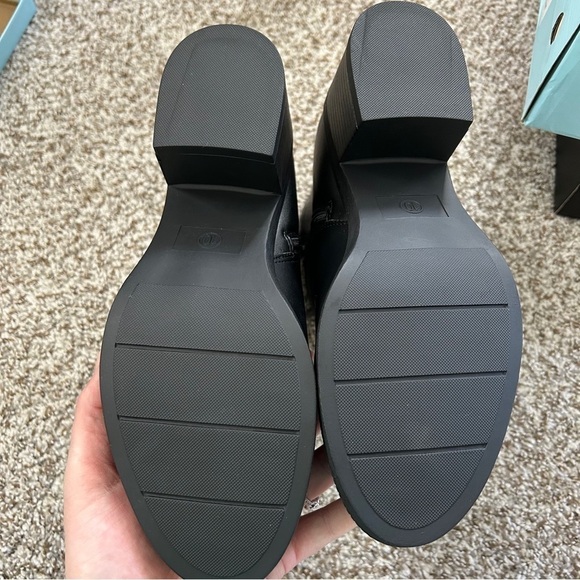 Black Ankle Boots Round Toe Low Chunky Block Heel Non-Slip Comfortable Neutral - Picture 6 of 10